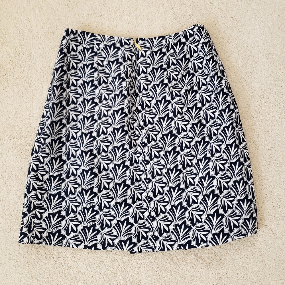 Draper James Blue/White Patterned Skirt sz2 - Picture 11 of 12